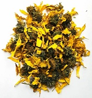 Желтые лепестки топинамбура