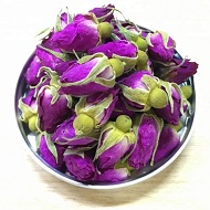 Фиолетовые бутоны роз