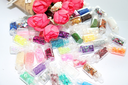 Набор блесток и декоративных наполнителей. 48 шт