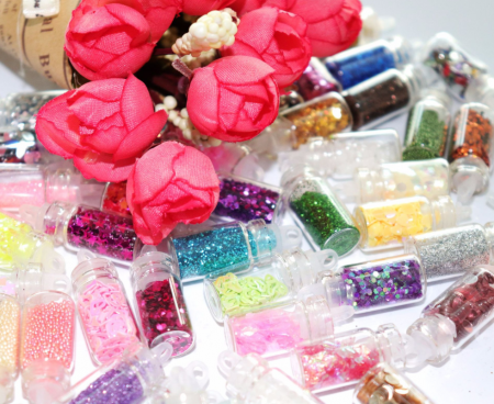 Набор блесток и декоративных наполнителей. 48 шт