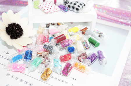 Набор блесток и декоративных наполнителей. 48 шт